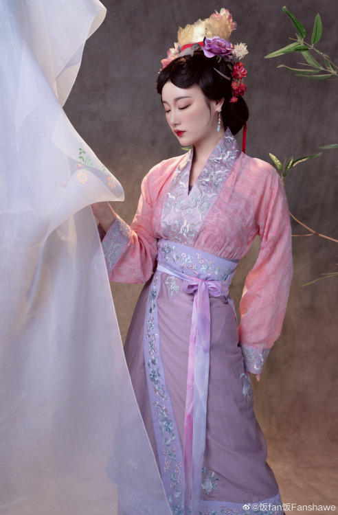 chinese hanfu by 繁韶