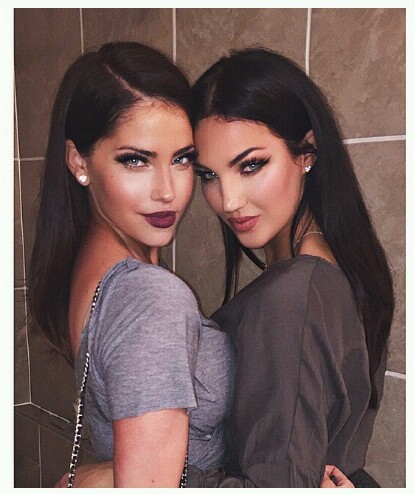 youarenotinvisiblenow:  Girls på We Heart It.