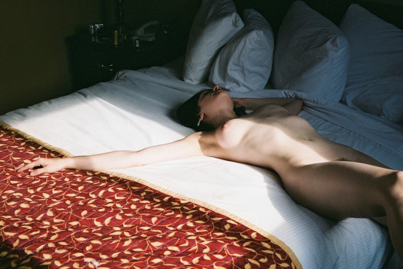 artisticallynaked:  soamused:  &ldquo;Kate&rdquo; © April-lea Hutchinson