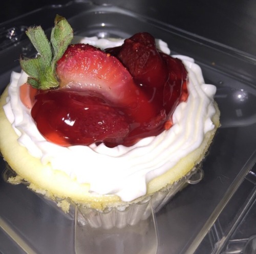 afro-arts:  Cafe 1137  www.cafe1137.com // IG: cafe_1137  Windsor Mill, MD  CLICK HERE for more black owned businesses! 