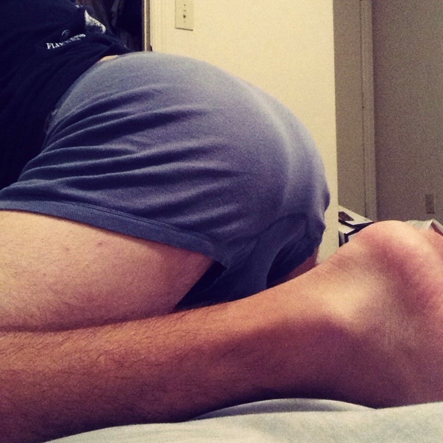 frat-in-fl:  Anyone want some cake before bed?