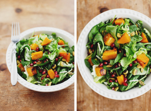Butternut Salad w. Cider Dressing 3 Cups Baby Spinach3 Cups Butter Lettuce2 lbs. Butternut Squash, p