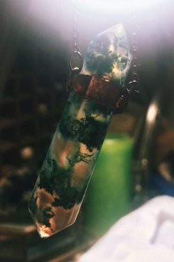 earthandbone:  Moss Agate pendant.