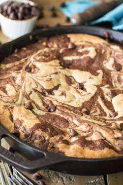 foodffs: DEEP DISH SKILLET BROWNIE COOKIE Follow for recipes Is this how you roll? 