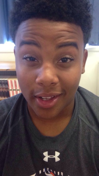 Put ing mascara on Juju and Shadeed during 7th period