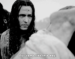 rossbarton:“You think because I am king, that I’m not also a brother?”
