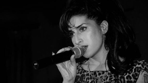 amywinehousequeen:amy winehouse (2002-2011)