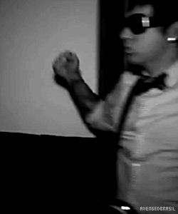 boneca-assassina:  Happy Birthday Zacky Vengeance .  