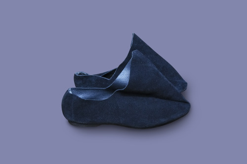 Comme Des Garcons 1982 Autumn Winter shark fin ballerina shoes.