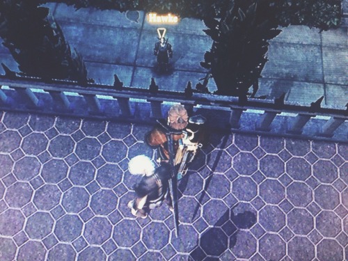 fuckyeahvarric: blackwdows: Somehow Hawke managed to fall off the balcony at Gascard DuPuis’ p