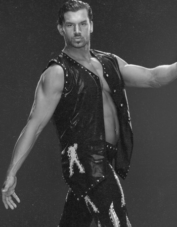 x-mizfit:  50 flawless people (in no particular order)    ↳ 30. Fandango 