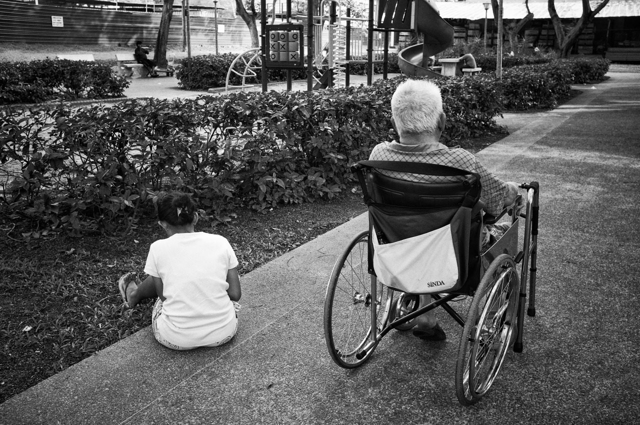 “Own Worlds” © Nelson Tan
Scenes like this are very common in Singapore, where the maids are tasked to take the elderly out for a breath of fresh air. While the elderly gaze at the fast changing world around them, the maids are busy chatting among...