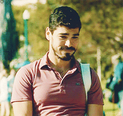 shrugging:  lookingforamor:  Richie in “Looking in the Mirror”  I love him and