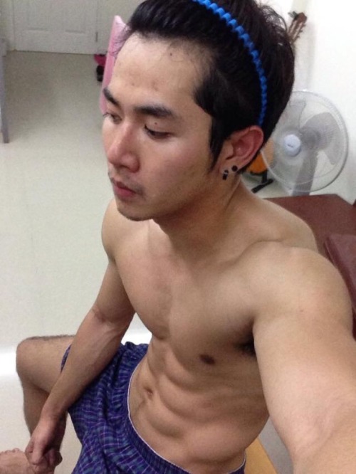 imnotman:  Thai Cute Guy.