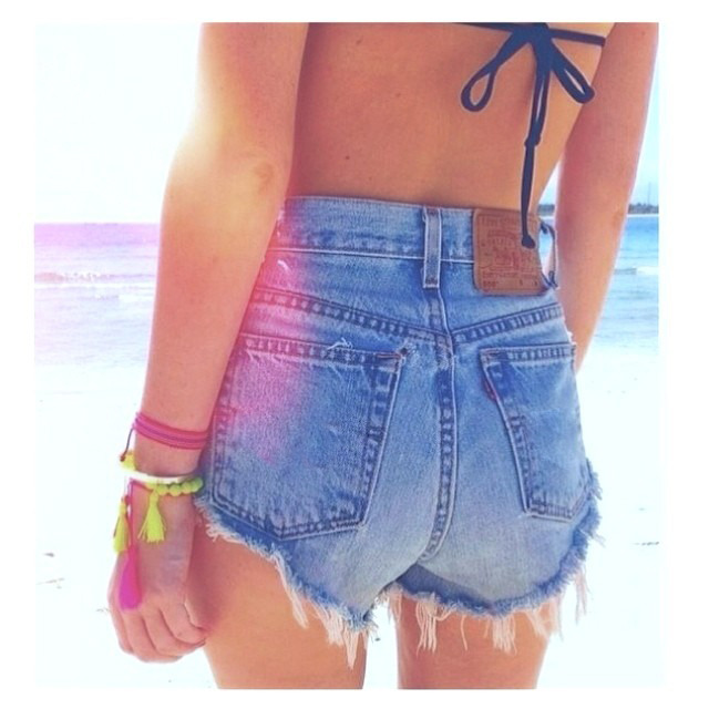 misjudgments:  Beach day won’t be complete without a denim shorts! Blue fringe