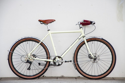 thalasin: *SURLY* disc trucker (50) by Blue Lug on Flickr.