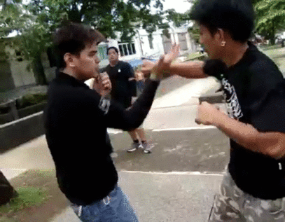 guts-and-uppercuts:  Empty-handed Kali applications. There’s a lot of debate in
