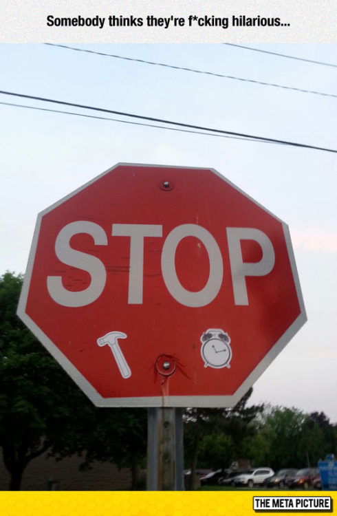srsfunny:  It’s Hammer Timehttp://srsfunny.tumblr.com/