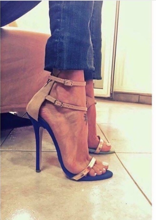 iheartheelstoo: Follow me @ Beautiful Heels & Shoes bit.ly/2HyY2kN