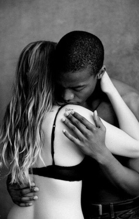 bbclovingwhitesissy:amandapanda1love: It’s Better in Black & White ❤ ❤ Want to be the girl in al