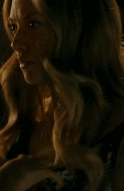 dananod:  10tripledeuce:  Amanda tells us that she’s not crazy she just likes to