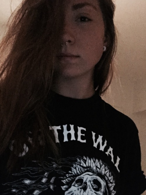 thesteezyshark:  luv me