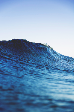 wearevanity:  Waves … © 