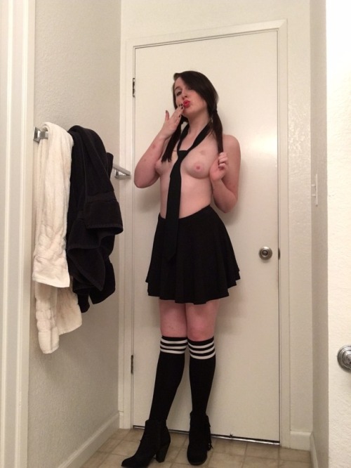 darknanny:Ready for some love!I can give you some love!