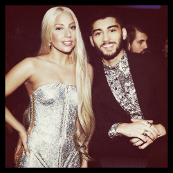 gay4zayn:  King and Queen of the night! Check