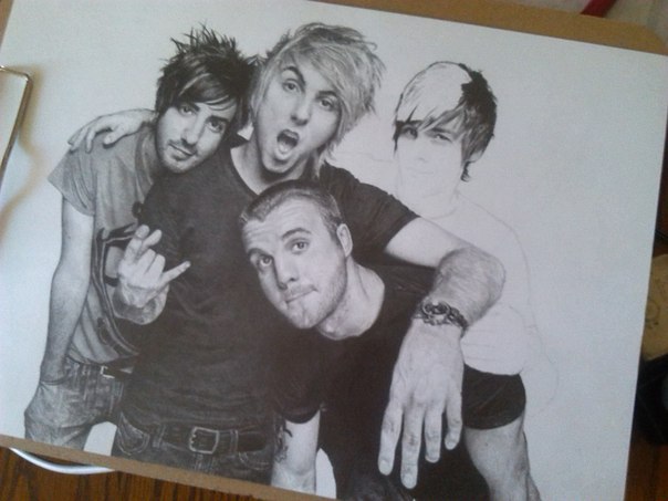 rockartlife:Holy shit, this is art!!!Cool All Time Low