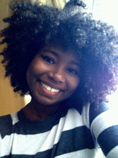 chocolatecakesandthickmilkshakes:  chocolateist:  lunarsolareclipse:  thesequoiaproject:My hair pattern changes every time.  And each time it is equally flawless  Glory 🙌  💣💣💣💣💣👌🏿