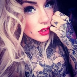 inked-dollz:  Inked girlInked girl on Twitter