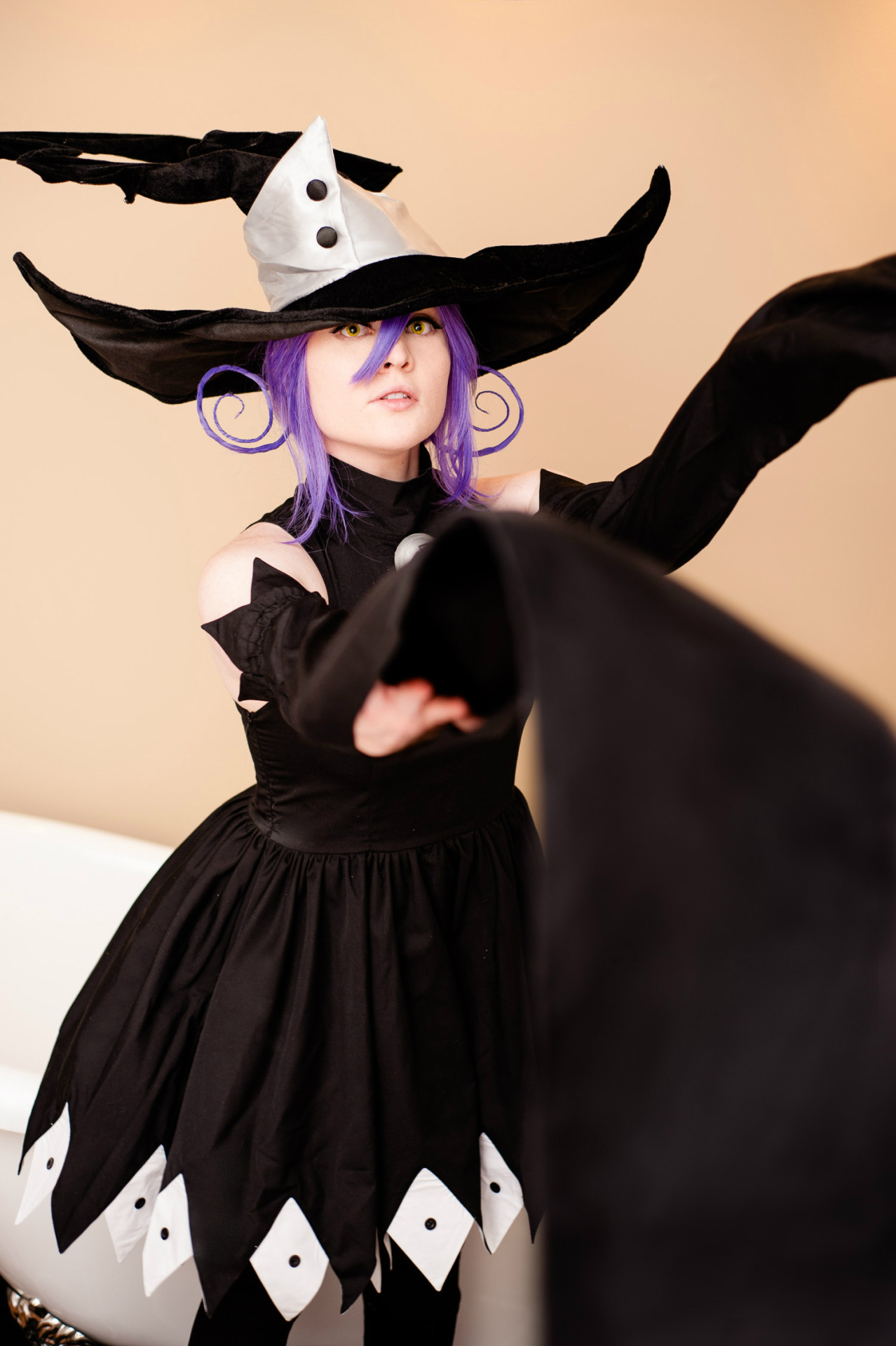 foxy-cosplay:Pumpkin, pumpkin~ ^._.^A preview of a new set I shot for cosplaydeviants last