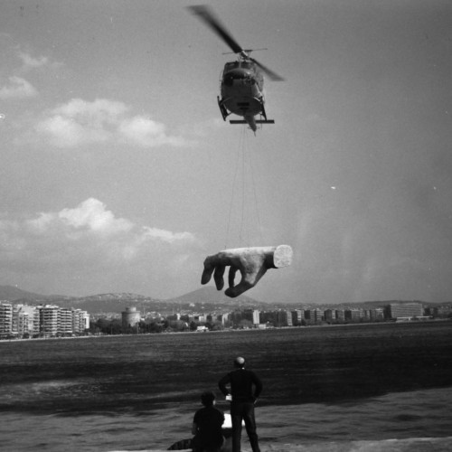 shihlun:  Theo Angelopoulos on the film set of Landscape in the Mist, 1988.