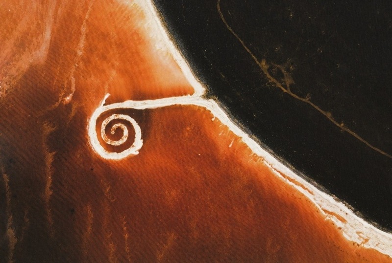 pleoros:  Robert Smithson - Spiral Jetty, 1970. 