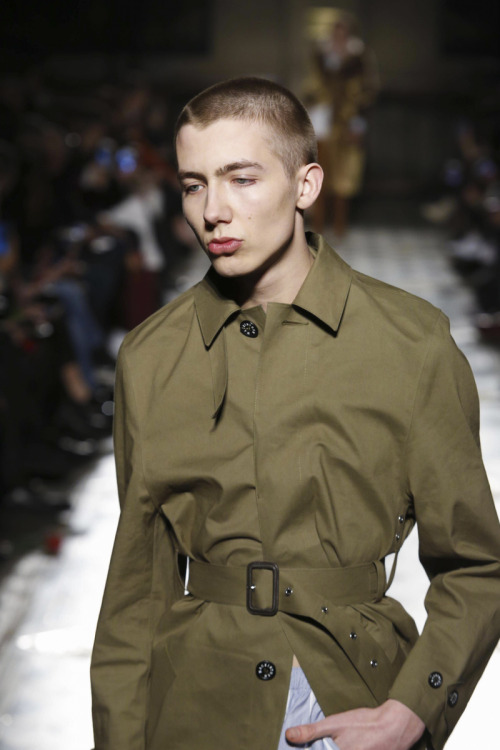 gvasalia:   Vetements Fall 2016  