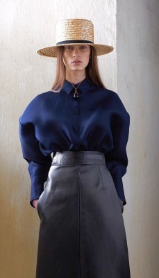 driflloon:  marine for céline pre-fall 2013