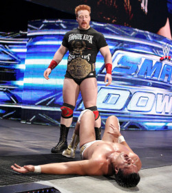 Fishbulbsuplex:  Sheamus Vs. Alberto Del Rio