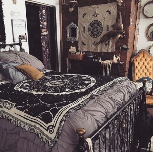Witchy Bedroom Ideas!