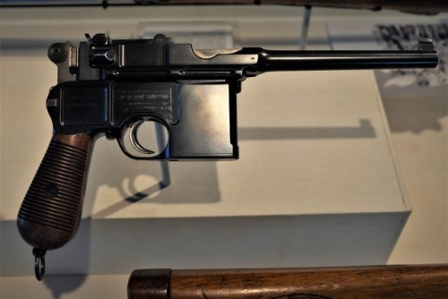 barbucomedie: Centrefire Semi-Automatic Pistol with Stock from Germany dated about 1899 on display a