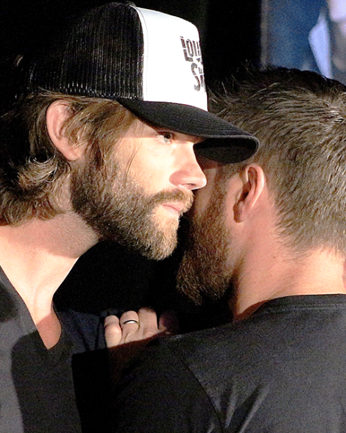 sam-and-dean-forever:  J2 || Phoenix Con adult photos