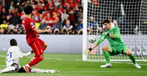  Thibaut Coutois vs. Liverpool during UEFA Champions League final match. 