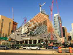 laughingsquid:  An Urban Pyramid Arises on West 57th Street in New York City