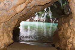 jackiereblogsthis: sixpenceee: Secret cave