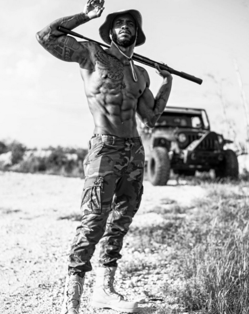 hottestmenontheplanet:  Just because he is so damn fine  Dam he is so hot