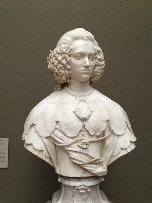 Bust of Maria Cerri Capranica by Giuliano Finelli,1637-43