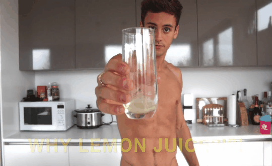 hotfamousmen:  Tom Daley