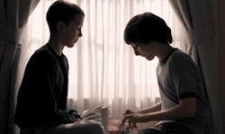 eggogorgon: Stranger Things [Season One]  ↳   Chapter Four: The Body