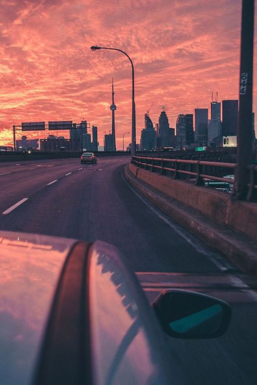 Porn Pics r2–d2:  Toronto Sunset by (Elie Dahdouh)