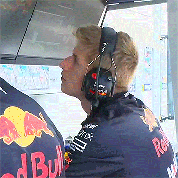 callumilott:JÜRI VIPS on the Red Bull pitwall during FP3 in Miami (May 7, 2022)